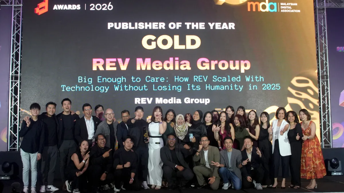 Tim pimpinan REV Media Group dalam ajang penghargaan MDA d'Awards 2026